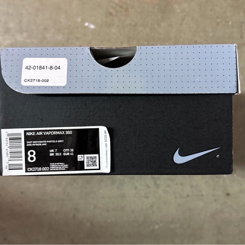 Nike Air VaporMax 360 Box - Black & Light Grey Swoosh